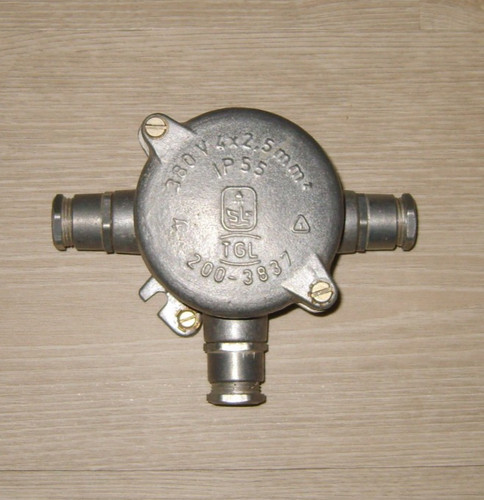 Alte verteilerdose 3fach - verteilerdose,