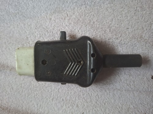 Alter heissgerätestecker mit - alter,