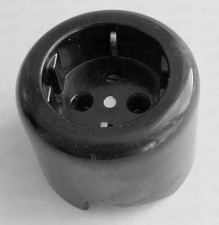 alte Steckdose 3-polig Aufputz